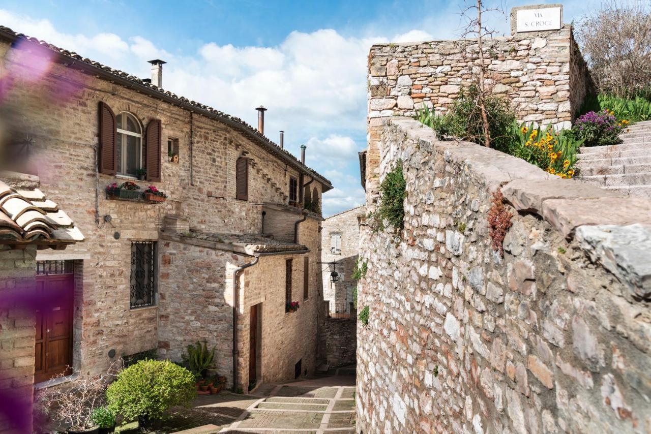 Casa Clara Appartamenti Assisi Dış mekan fotoğraf